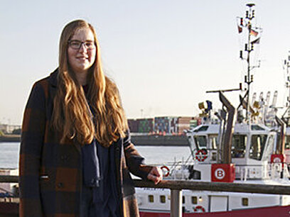 Wenke am Hafen