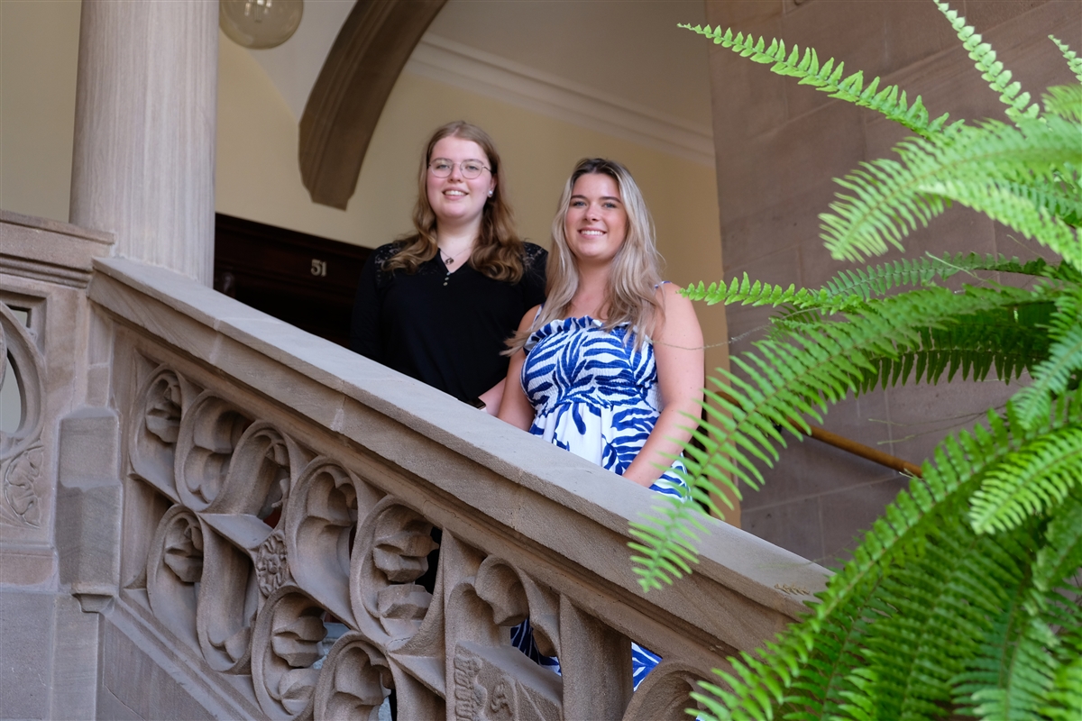 Porträtbild von Johanna und Marlene
